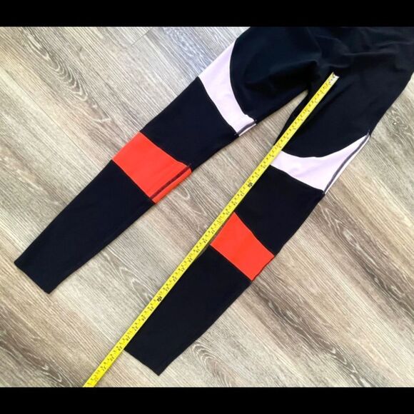 Joy Lab color block high waisted leggings. - Picture 9 of 13